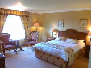 Bedrooms @ Dingle Skellig Hotel